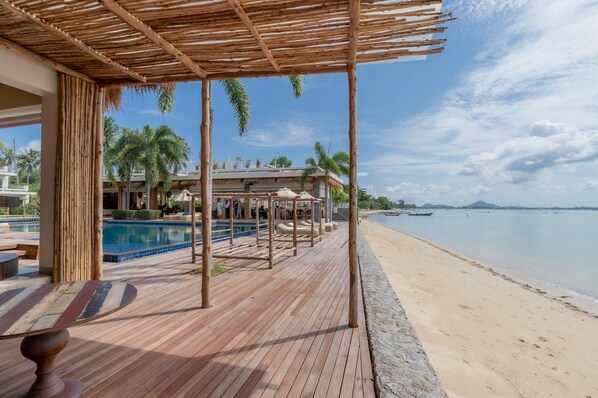 Olive 1 Bedroom Beachfront (1605)