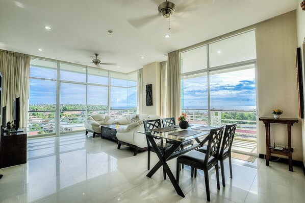 Karon Hill 2 Bedroom Amazing Full Seaview Condo (828)