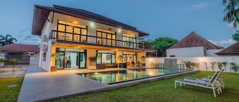 Eden Pool villa in Rawai (2258)