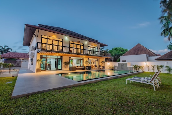 Eden Pool villa in Rawai (2258)