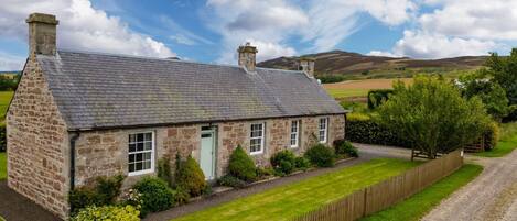 The exterior at Fairygreen Cottage, Perthshire