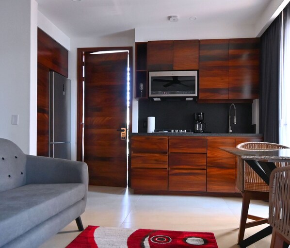 Middle Suite Dining and Living for 2