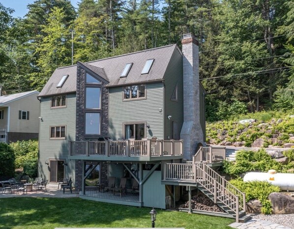 Back of house from lakeside.