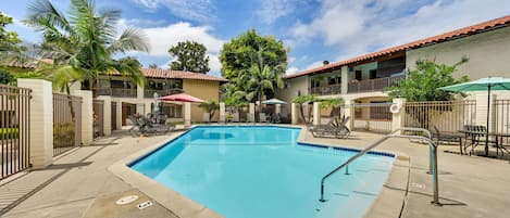 San Diego Vacation Rental | 1BR | 1BA | Step-Free Access | 720 Sq Ft