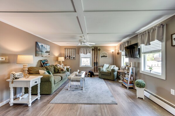 Barton Vacation Rental | 3BR | 1BA | 2,500 Sq Ft | Stairs Required for Access