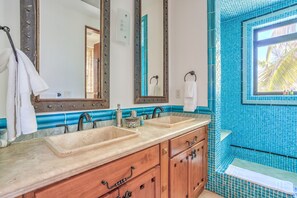 Double sink bathroom
