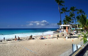 Magic Sands beach is directly across the street. One of the best white-sand beaches in the Kona area. Lifeguards on duty 9 to 5 daily.