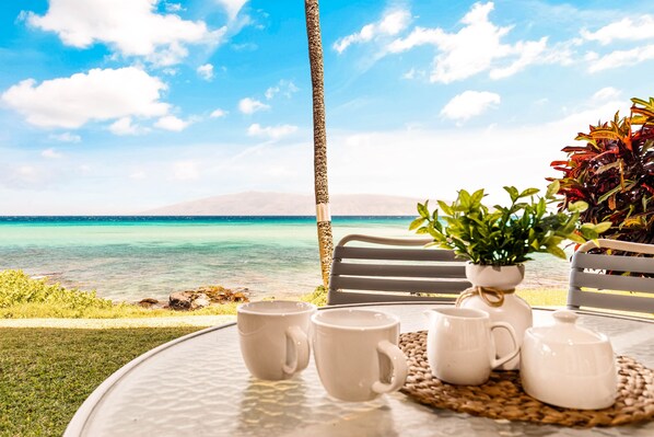 Dine al fresco while listening to waves crash