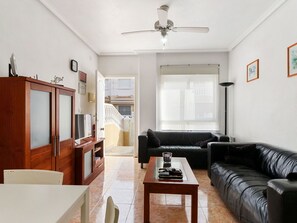 Möbel, Flooring, Holz, Interior Design, Fussboden, Couch, Wohnung, Decke, Wohnzimmer, Zuhause