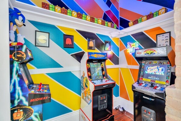 Custom Designed Game Room with Mortal Kombat, Streetfighter, and Pacman