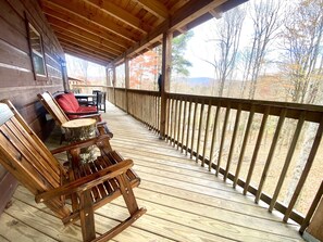 Mountains seasonal view from the covered deck