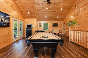 Spielezimmer