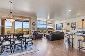 Bear Hollow Village 5426: The main LIVING AREA is on the second level, which allows for beautiful, panoramic views of the surrounding ridge.