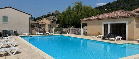 Holiday Home Swimming Pool