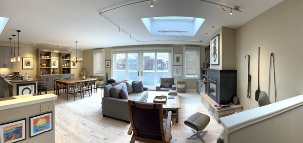 Living area overview of Penthouse #2 at DiamondTooth