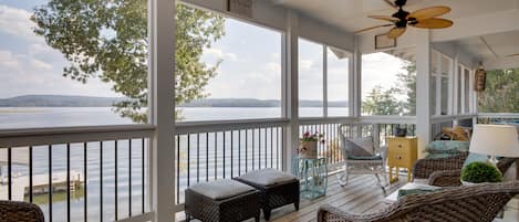 Scottsboro Vacation Rental | 3BR | 2BA | 1,600 Sq Ft | Step-Free Entry