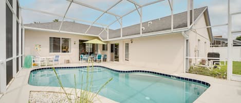 Kissimmee Vacation Rental | 4BR | 2BA | 2,157 Sq Ft | 2 Minor Steps to Enter