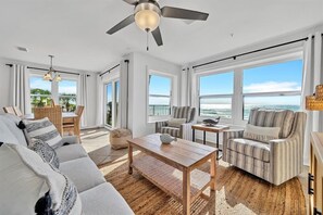 Welcome to Emerald Dunes 1 - 2nd floor corner beachfront - 2 King BR, 2 Baths