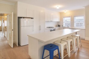 5JamesSt3