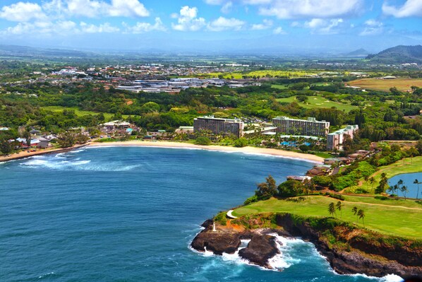 Oceanfront resort on Kalapaki Beach!