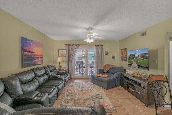 Living room with flat screen TV.