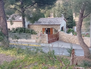 Façade sur allée des vendanges 