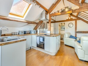 Kitchen area | Walker’s Retreat - Clehonger Retreats, Clehonger