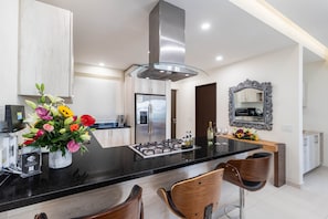 Great kitchen for entertaining.