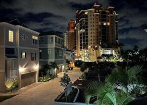 Welcome to Marina Villas located in the heart of Cape Harbour Marina.