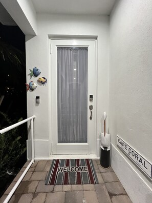 Enter your Paradise Home away from Home