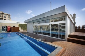 Apartment pool