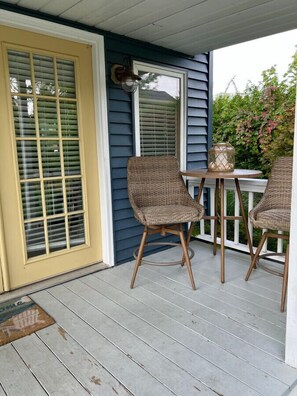 Covered Front  Porch