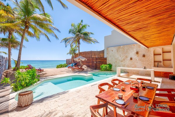 Outside Dining Area by the Pool