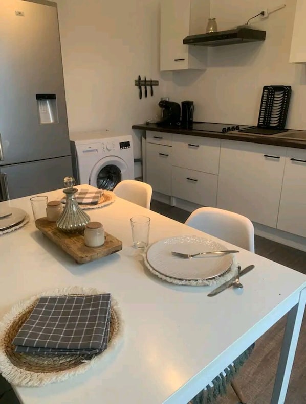 Cuisine spacieuse et équipée