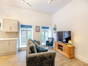 Living room/dining room | Weaver’s Snug, Haworth