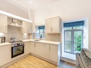 Kitchen | Weaver&rsquo;s Snug, Haworth