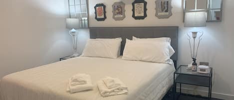 King bed in bedroom 1