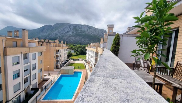 Bird's eye view,Balcony/Terrace,Pool view