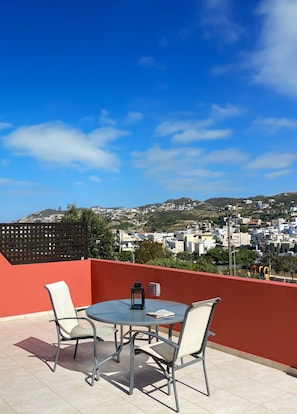 Top floor balcony and views