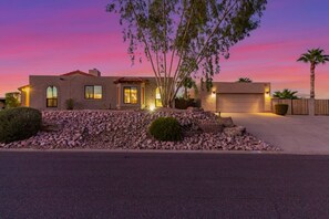 Thunderbird Home Exterior - Corner Lot