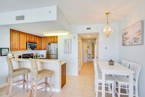 Kitchen | Cooking Basics | Dishwasher | Knife Set