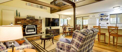 Pocono Lake Vacation Rental | 3BR | 2BA | Stairs Required | 1,600 Sq Ft