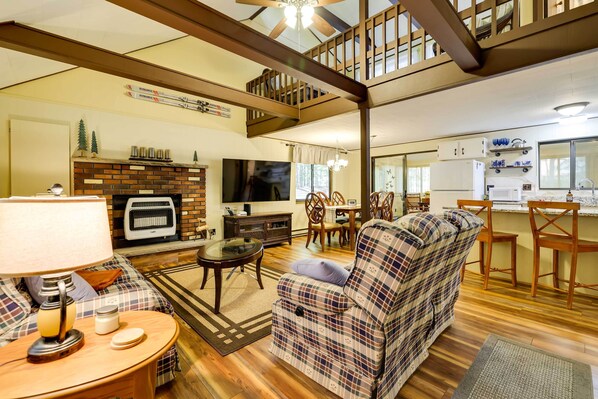 Pocono Lake Vacation Rental | 3BR | 2BA | Stairs Required | 1,600 Sq Ft