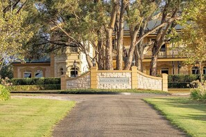 Clare Valley Millon Estate Entrance