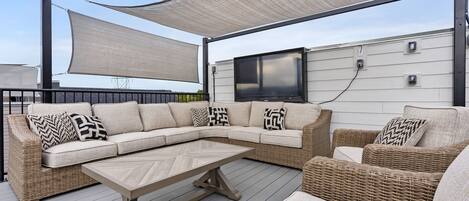 Rooftop Deck - Seating Area & Outdoor TV