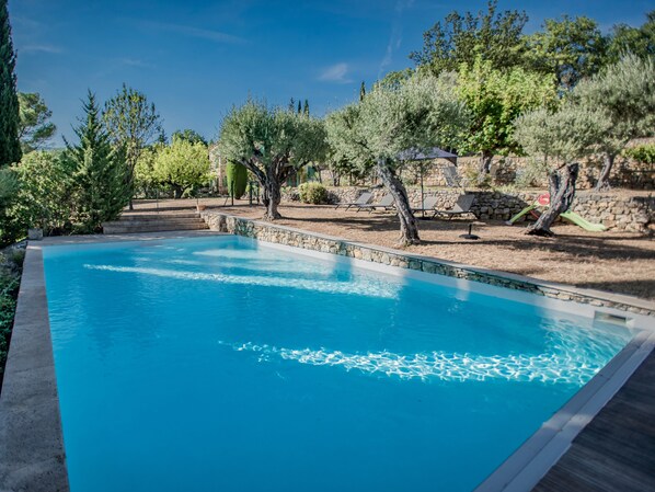 Schwimmbad des Ferienhauses
