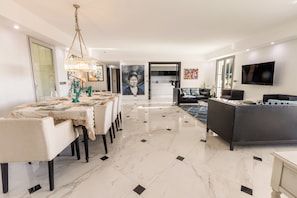 Reception room