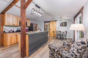 Grey Pines - Kitchen