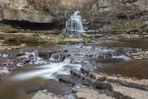 The Cauldron Falls.