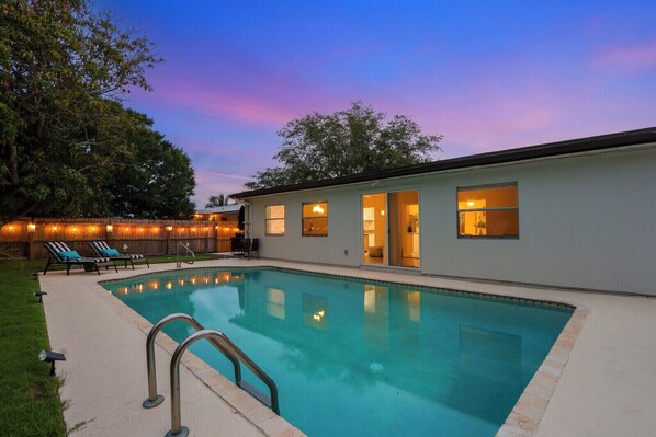 Pool